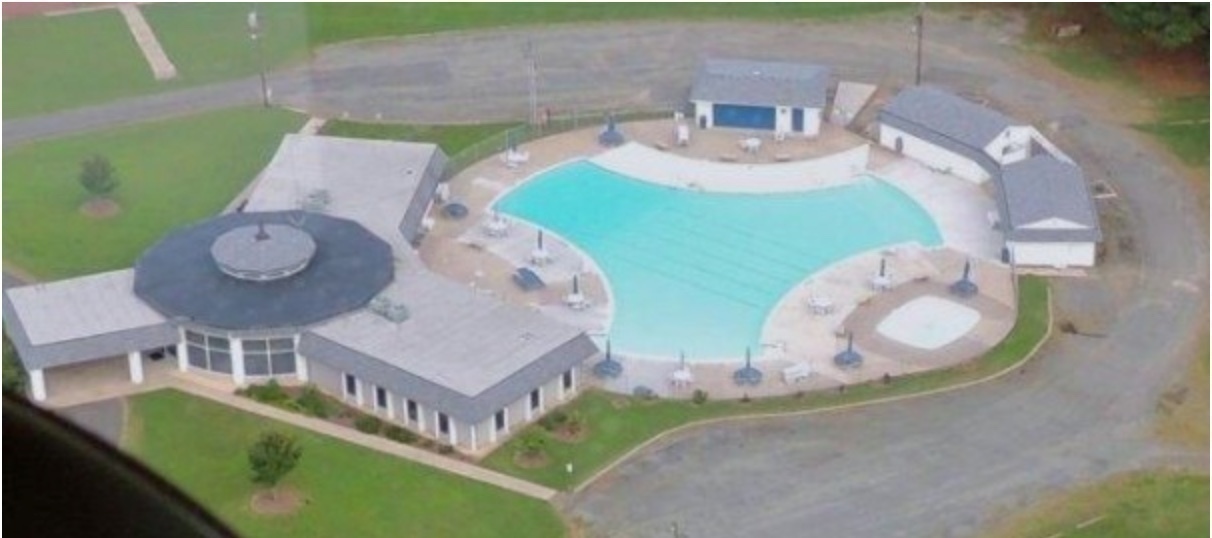 Cabin Point clubhouse and pool